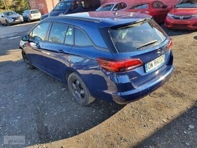 Niebieski Używany 2020 Opel Astra Sedan/Limuzyna | 14 900 zł