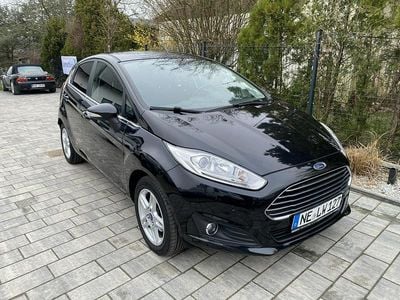 Używany Ford Fiesta 80 KM (58 kW) 2015 Czarny Hatchback
