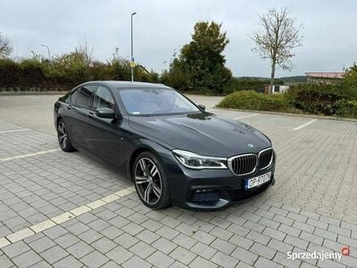 BMW 730