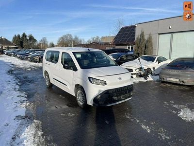 Biały Używany 2025 Toyota Proace Verso City Kombi | 64 900 zł