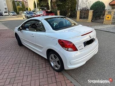 Używany 2011 Peugeot 207 CC Premium Kabriolet | 13 500 zł (Uczciwa cena)