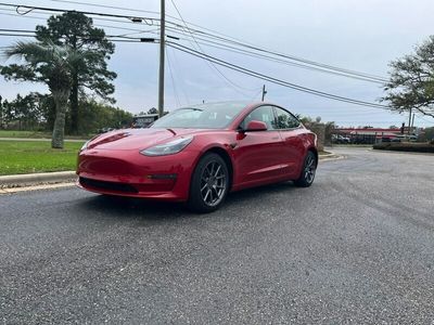 używany Tesla Model 3 498KM 2022r. 16 599km