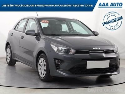 Używany Kia Rio 2023 Szary