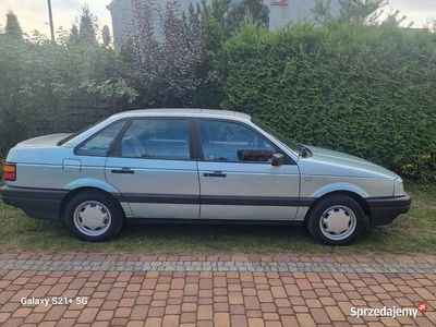 Używany VW Passat 1989 Niebieski Sedan/Limuzyna