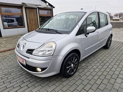 Srebrny Używany 2009 Renault Grand Modus Minivan | 14 900 zł