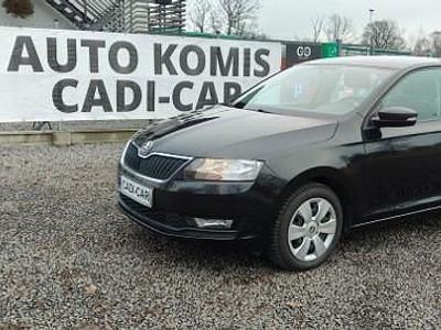 Używany Skoda Rapid 95 KM (69 kW) 2017 Czarny (metalik) Hatchback