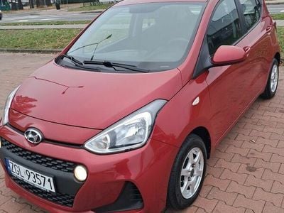 Używany Hyundai i10 67 KM (49 kW) 2017 Czerwony Hatchback