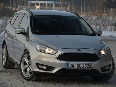 Używany Ford Focus 120 KM (88 kW) 2016 Srebrny Kombi