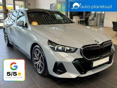 BMW M550