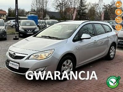 Srebrny Używany 2011 Opel Astra Kombi | 17 750 zł (Uczciwa cena)