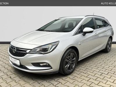 Srebrny (jasnoszary) Używany 2019 Opel Astra S Kombi | 68 900 zł