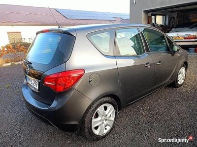 Szary Używany 2010 Opel Meriva Minivan | 17 500 zł (Uczciwa cena)