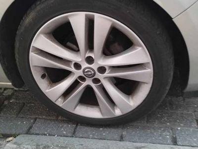 Używany Opel Astra 140 KM (102 kW) 2010