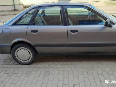 Szary Używany 1989 Audi 80 Sedan/Limuzyna | 4500 zł