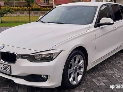 Używany 2012 BMW 318 | 32 000 zł