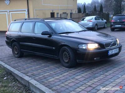 używany Volvo V70 2.4D5