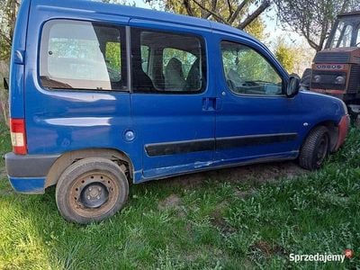 Granatowy Używany 1980 Peugeot Partner Minivan | 5200 zł