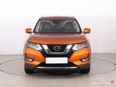 Pomarańczowy Używany 2017 Nissan X-Trail SUV | 72 999 zł (Uczciwa cena)