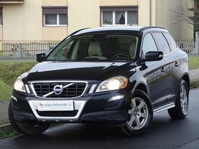Czarny Używany 2010 Volvo XC60 SUV | 35 900 zł (Dość drogi)