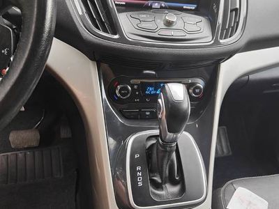 Używany Ford Escape 2013 Niebieski SUV