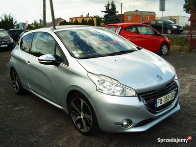 używany Peugeot 208 1,6 e HDI 2012 r