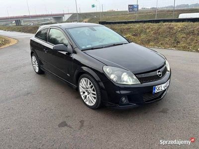 Czarny Używany 2005 Opel Astra OPC Coupe | 9900 zł (Dobra cena)