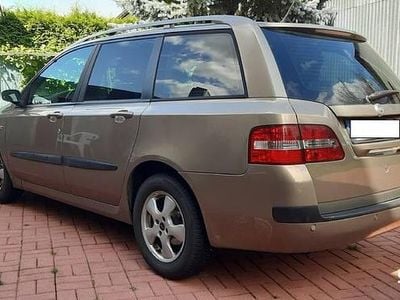 Beżowy Używany 2007 Fiat Stilo Kombi | 6900 zł
