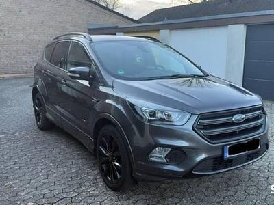 Używany 2018 Ford Kuga SUV | 76 000 zł (Dość drogi)