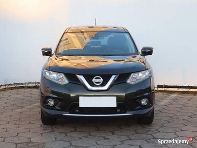 Używany Nissan X-Trail 131 KM (96 kW) 2015 Zielony SUV