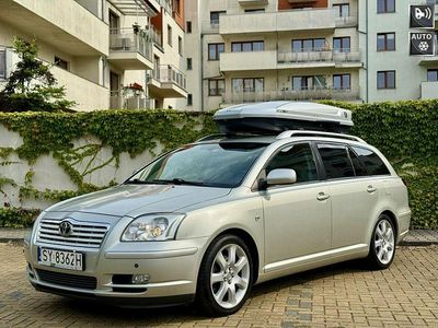 Szary Używany 2004 Toyota Avensis Kombi | 14 500 zł
