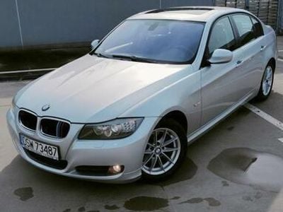 Srebrny Używany 2009 BMW 320 Sedan/Limuzyna | 25 000 zł (Dość drogi)