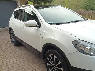 Biały Używany 2012 Nissan Qashqai SUV | 30 000 zł (Uczciwa cena)