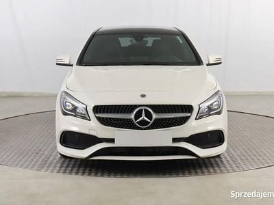 Mercedes CLA200