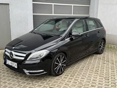 Czarny Używany 2012 Mercedes A180 Minivan | 24 900 zł