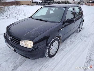 Czarny Używany 1999 VW Golf IV Hatchback | 3700 zł (Uczciwa cena)