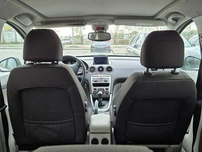 Srebrny Używany 2008 Peugeot 308 Hatchback | 9000 zł (Dość drogi)