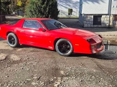 Czerwony Używany 1987 Chevrolet Camaro Coupe | 68 900 zł