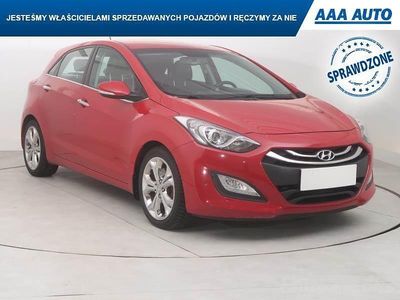 Używany Hyundai i30 2013 Czerwony