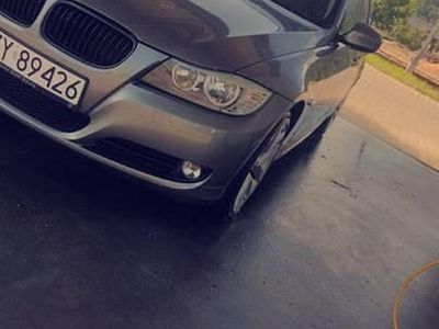 Używany BMW 320 2009 Srebrny Kombi