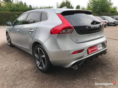 używany Volvo V40 II R-DESIGN, NAWIGACJA, SKÓRA,BEZWYPADKOWY, SERWIS. !