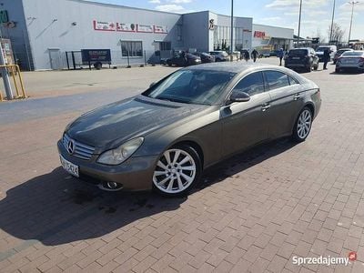 Używany Mercedes CLS320 2003
