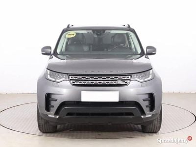 Land Rover Discovery 5