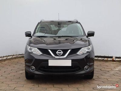 Czarny Używany 2016 Nissan Qashqai SUV | 45 499 zł (Uczciwa cena)