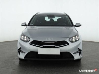 Srebrny Używany 2022 Kia Ceed Hatchback | 59 999 zł (Dobra cena)