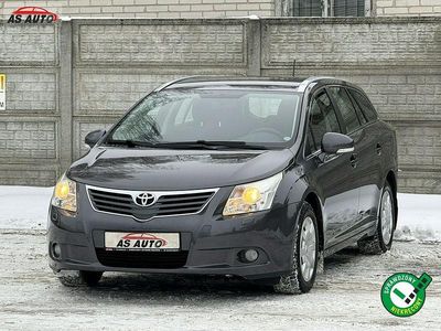 Używany Toyota Avensis Sol 132 KM (97 kW) 2010 Szary Kombi