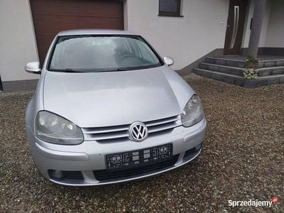 VW Golf V