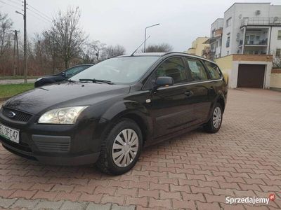 używany Ford Focus kombi 1.6 benzyna 2006rok