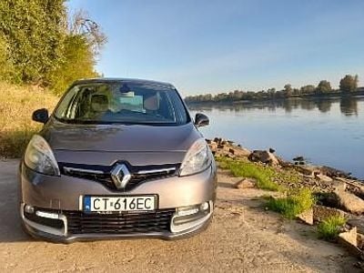 Szary Używany 2014 Renault Scénic III LIMITED Minivan | 27 500 zł (Dość drogi)