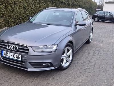 Używany Audi A4 2013 Szary Kombi