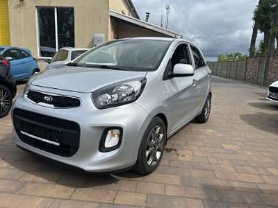 Srebrny Używany 2016 Kia Picanto Hatchback | 28 900 zł (Dość drogi)
